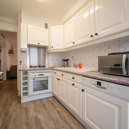 Fully Equipped Apartment Balcony Sleeps 7 Wifi Marsilia Exterior foto
