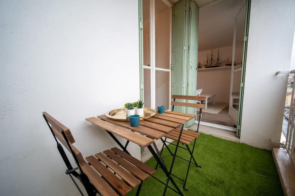 Fully Equipped Apartment Balcony Sleeps 7 Wifi Marsilia Exterior foto